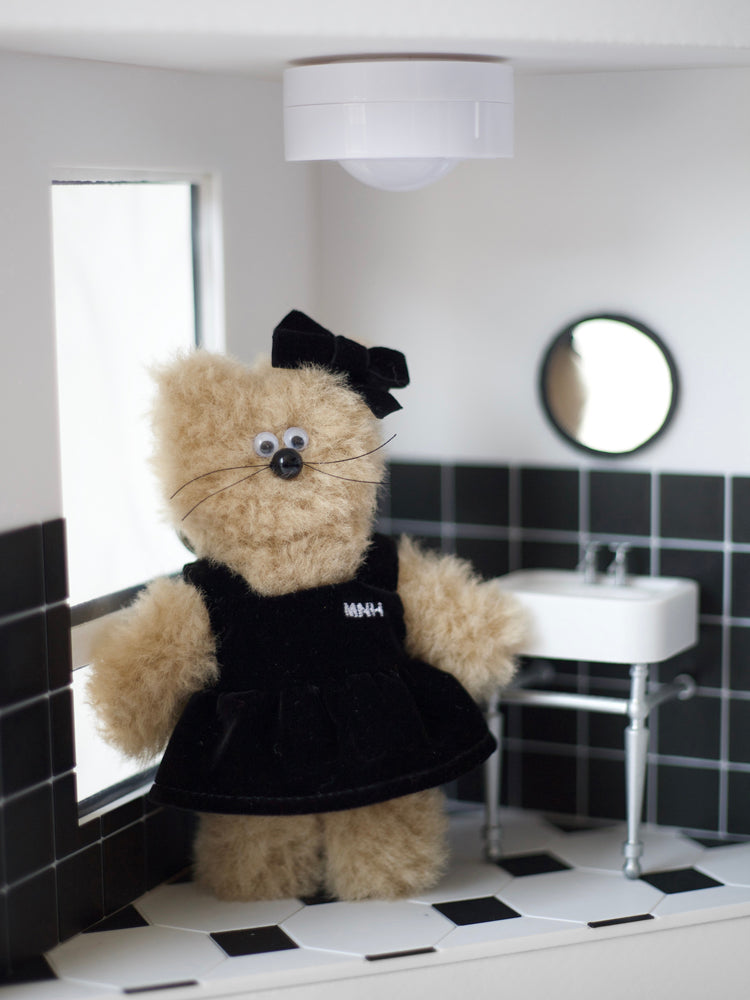 MNHぬいぐるみキーリング BEBE – LINE FRIENDS SQUARE JAPAN OFFICIAL