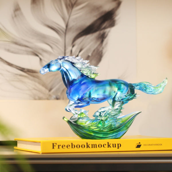LIULI Crystal Art, Horse, Advance without Fear – 琉璃工房(香港)