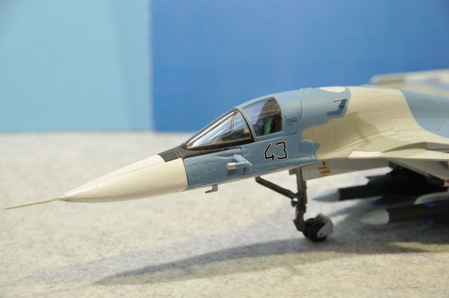 ダイキャスト製飛行機模型 Witty Wings Su-34 ストライクフランカー 1