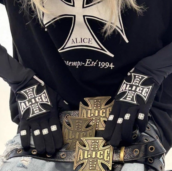 Alice Hollywood Gloves – LOWKEYDRIPPED