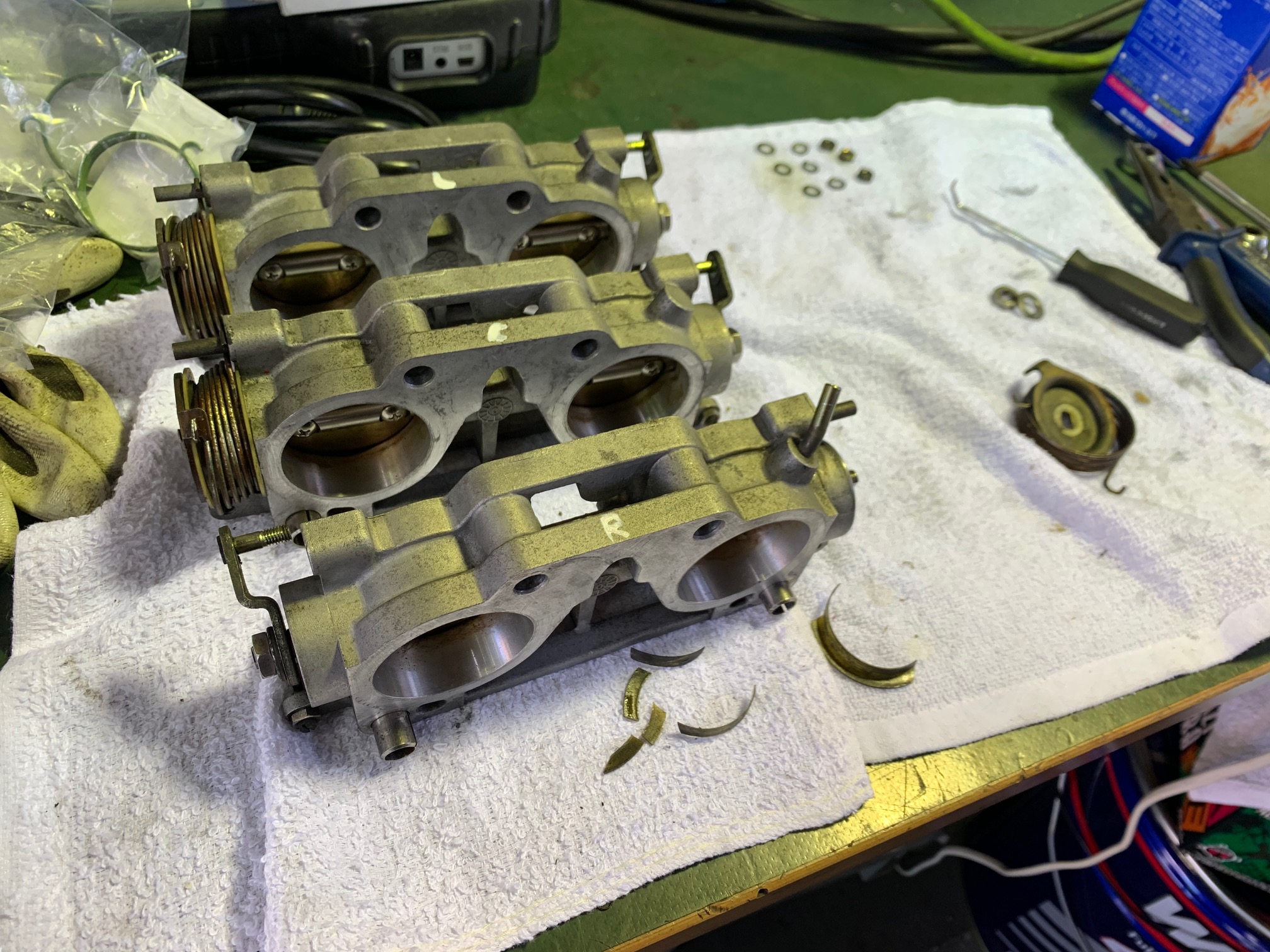 スカイラインGT-R BNR32 スロットルオーバーホール | GTNET西宮