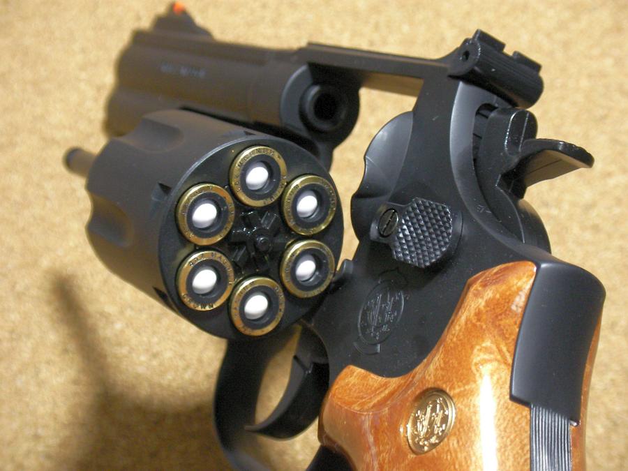 クラウン S&W M586 4インチ ガスリボルバー ～ リーズナブルでも侮れ
