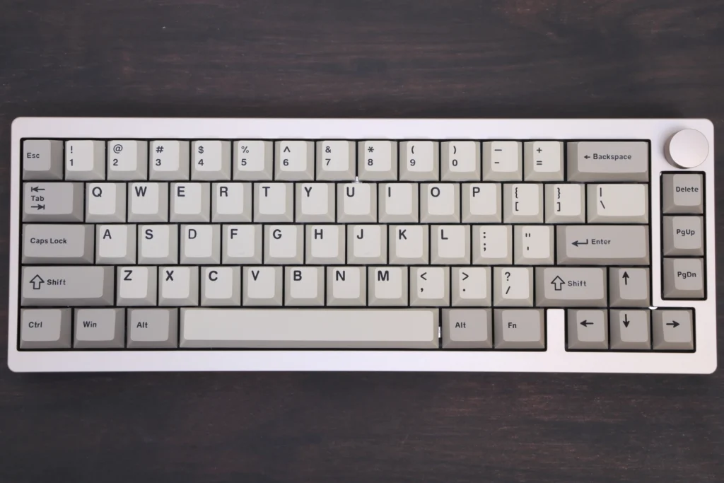 Epomaker P65レビュー！ 5層吸音フォームとガスケットによる優秀な打鍵