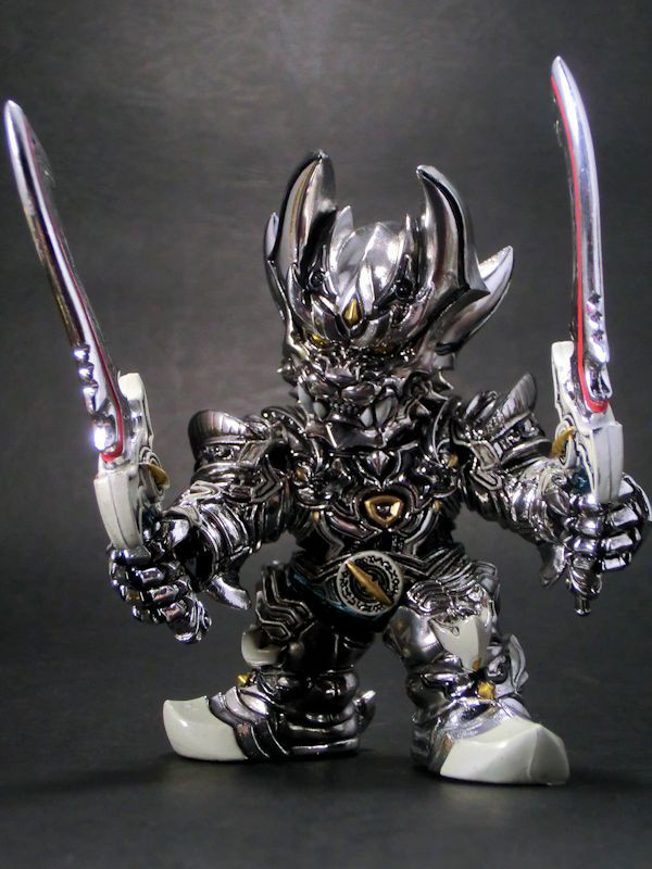 玩栗犬と、デフォルメ魔戒コレクションシリーズ ガロ＆ゼロ メッキver