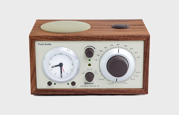 チボリオーディオ Tivoli Audio / Model Three BT Walnut Beige [ 高