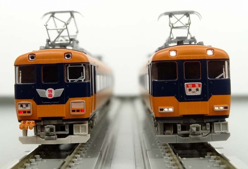 好みの顔はどっち?／近鉄12200系6両固定編成 « GM通信