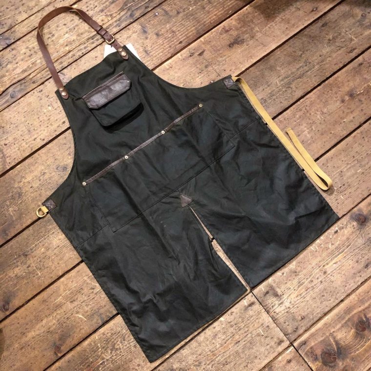 Biburycourt / ワックスドコットンエプロン | GOLD RUSH