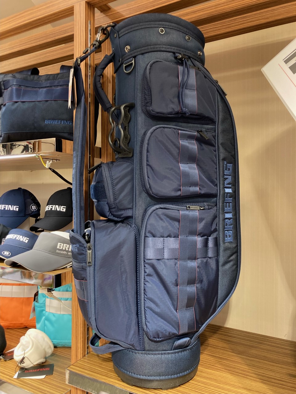 ブリーフィング 限定CR-6キャディバッグ入荷！ | ゴルフプラザ