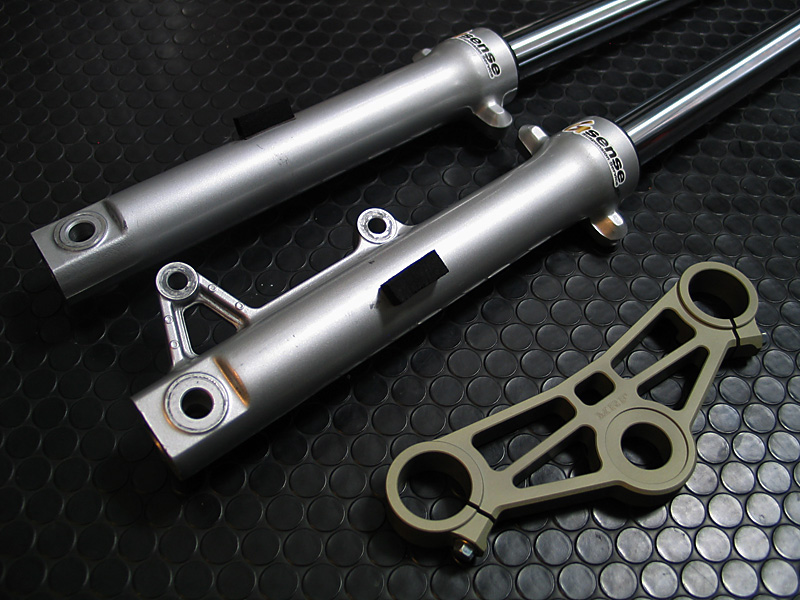 NSRmini／NSF100用フロントフォーク仕様変更 ｜ OHLINS日本国内正規