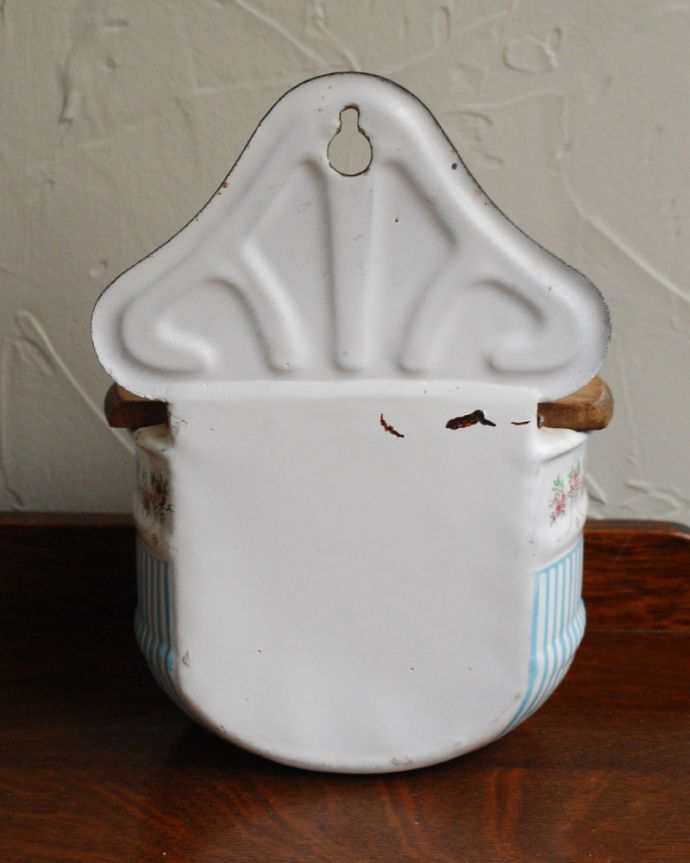 フランス輸入のBB社アンティークのホーローセル缶（ローズガーランド