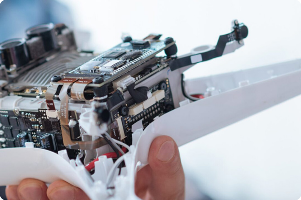 ドローンの修理・定期点検 ならHELICAM株式会社 | 墜落-衝突