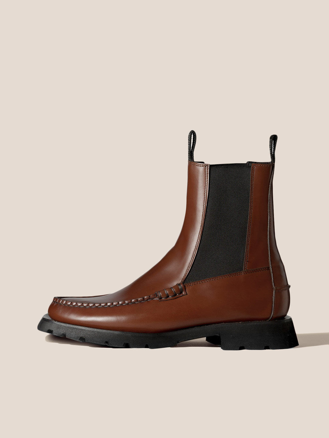 ALDA SPORT - Tread Sole Mid-Calf Chelsea Boot - HEREU JAPAN