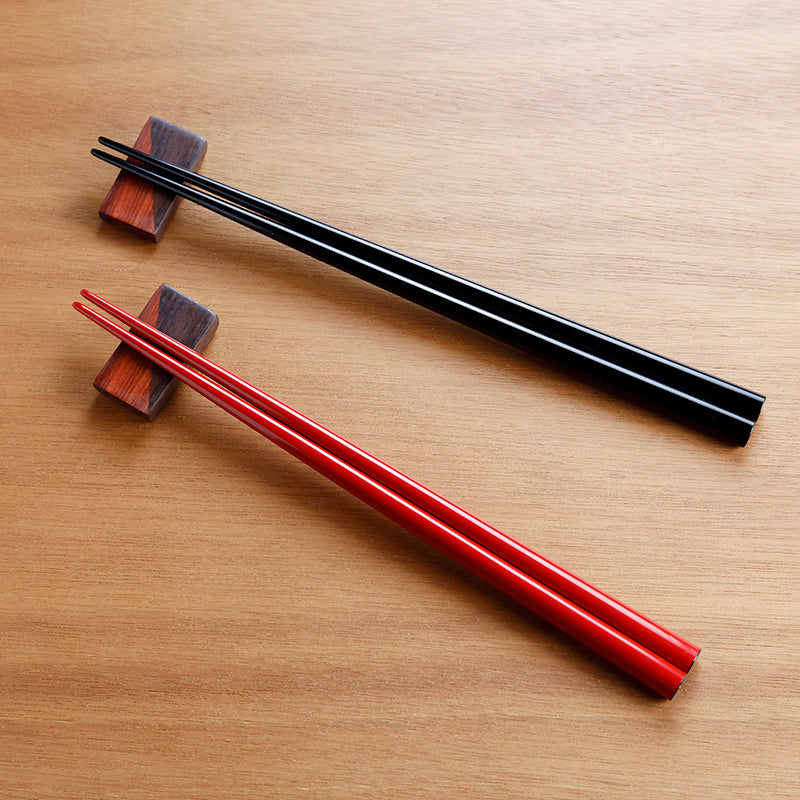 上塗り楕円箸【黒／本朱】〈輪島キリモト〉 – ハーベスト