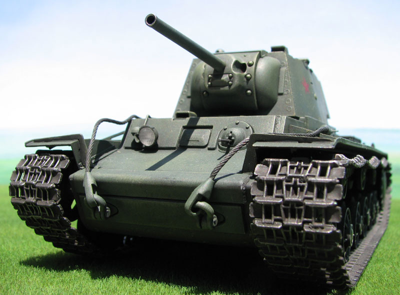 ソビエト重戦車 KV-1 （1942） トランペッター1/35