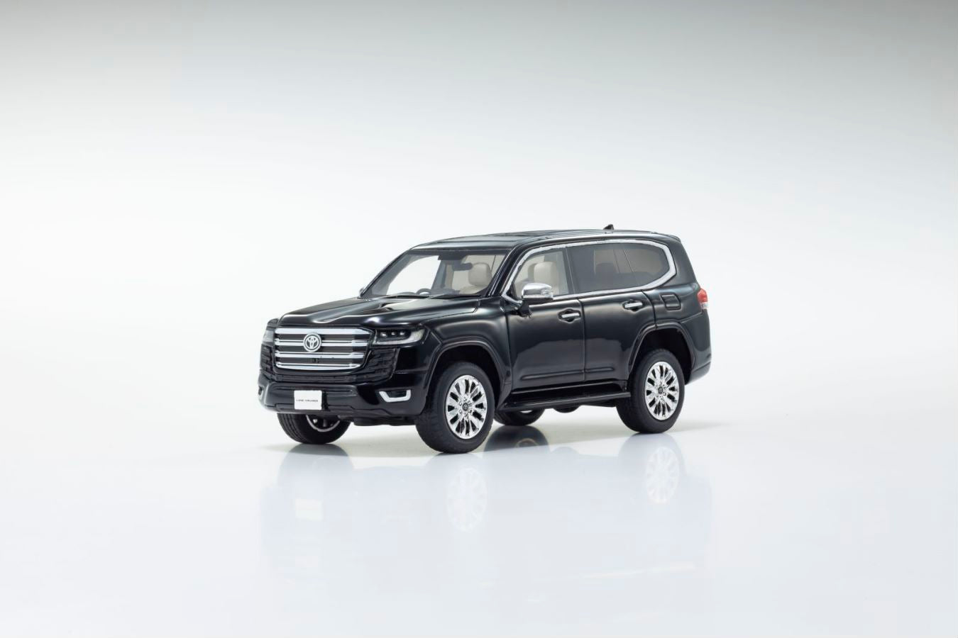 Kyosho 1:43 Toyota Land Cruiser ZX Black – Horizon Diecast
