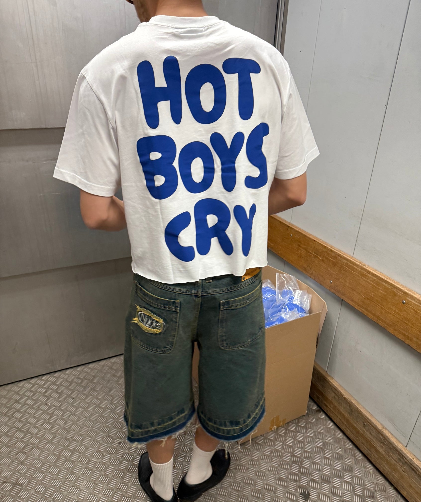 Cropped Tee White – HOT BOYS CRY
