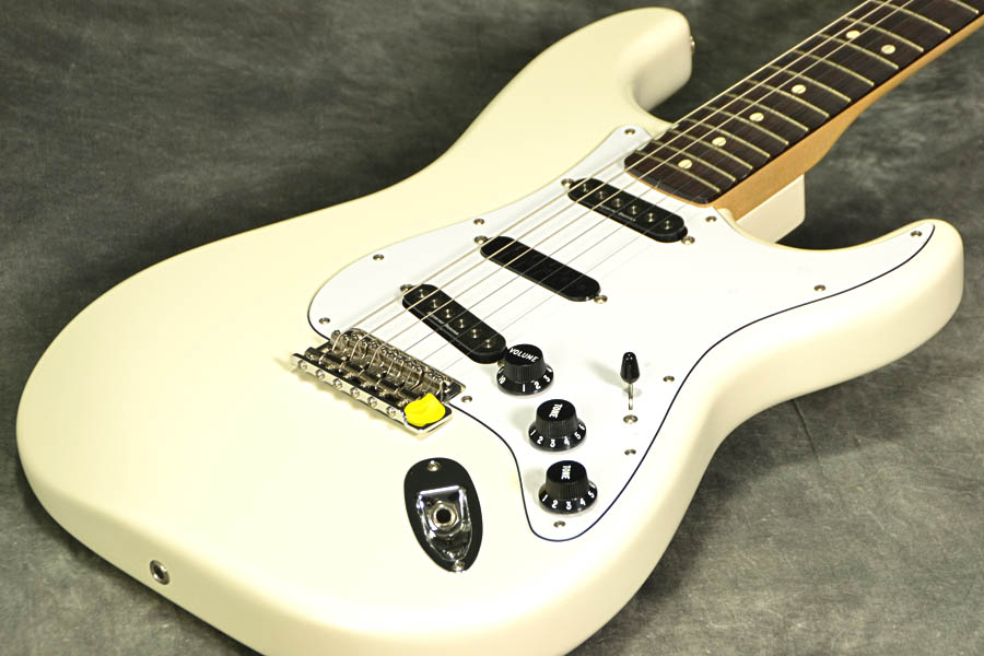 ロック界のカリスマ・ギタリスト”リッチー・ブラックモア”シグネチャー