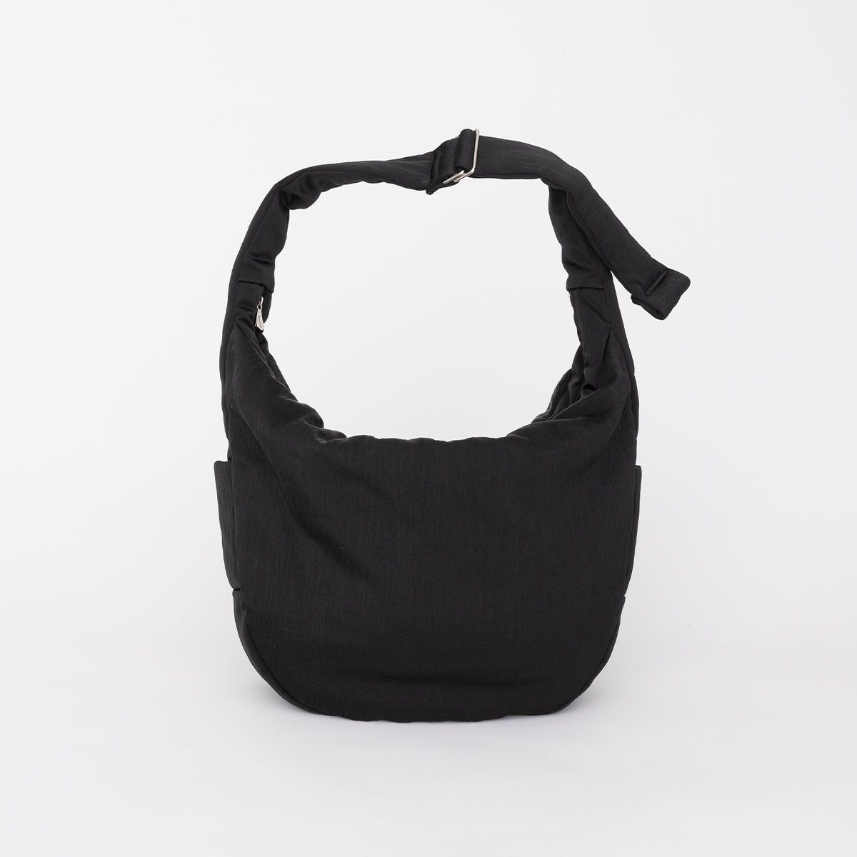 ANNIE PUFFER BIG MOON BAG / CERATO BRIGHT｜中綿入りナイロン