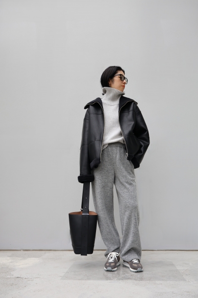 uncrave WHITE | midas