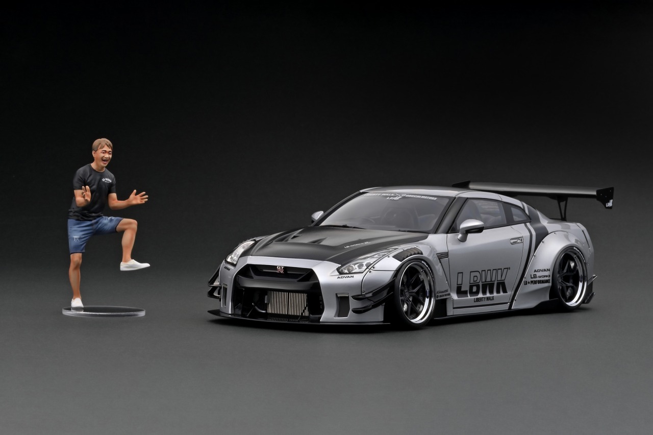 告知：1/18 フィギュア付 WEB限定「LB-WORKS GT-R R35 type 2」11/22