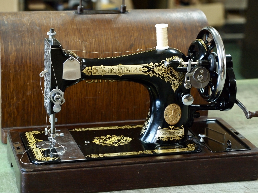 イギリスからミシンを輸入した話／SINGER 29K58 八方ミシン 前編