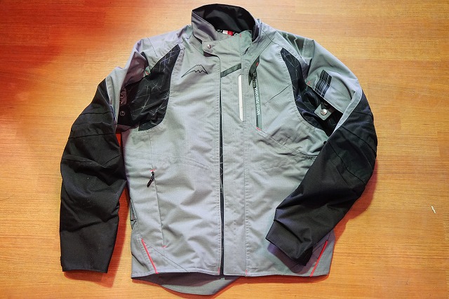 アクアジャケット入荷しました！：KUSHITANI名東店 | KUSHITANI 名東店