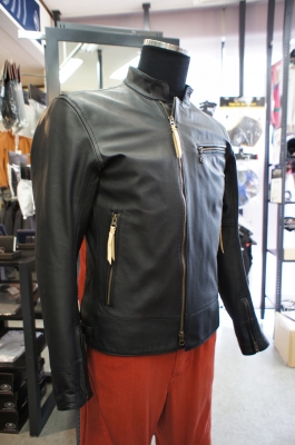 NEW ITEM アフォードジャケット ：KUSHITANI 宇都宮店 | KUSHITANI