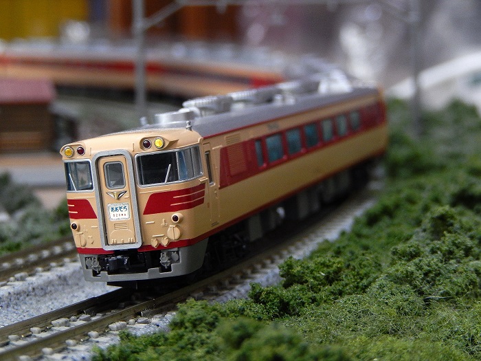 Nゲージ鉄道模型】＜国鉄名車両列伝シリーズ＞KATO キハ82 ディテール