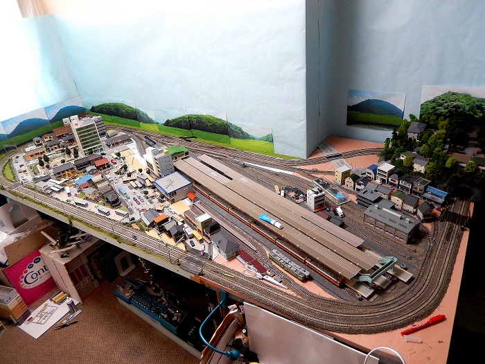 Nゲージジオラマ自宅新レイアウト製作記】KATOユニトラックカント付き