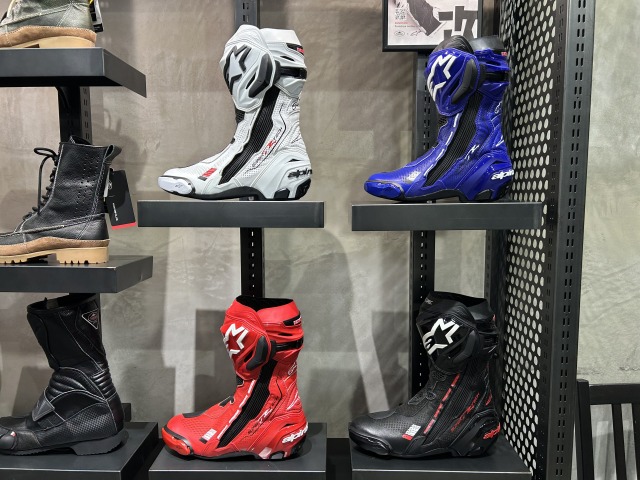 SUPER TECH R 再入荷しております：KUSHITANI 三鷹店 | KUSHITANI 三鷹店