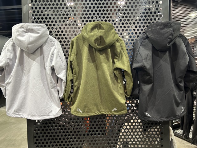 冬は手放せない！防風インナーのご案内：KUSHITANI 三鷹店 | KUSHITANI