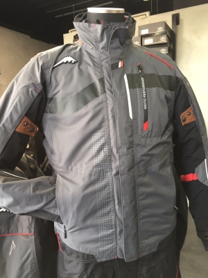 アロフトショートジャケット＆アロフトパンツ：KUSHITANI 熊谷店