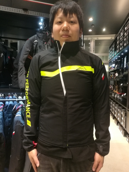 ストレッチウィンドブレーカー入荷しました！：KUSHITANI清水店