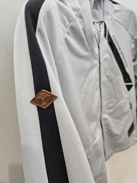 新作入荷】限定MIDパーカー：KUSHITANI 清水店 | KUSHITANI