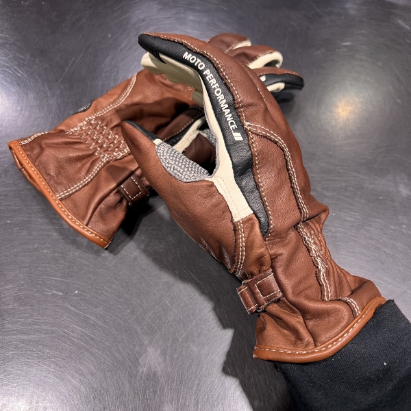 K-5358 テンダーグローブ入荷しました！：KUSHITANI 横浜店