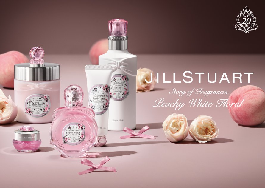 ジルスチュアートのマンスリー限定コレクションで“ピーチー ホワイト