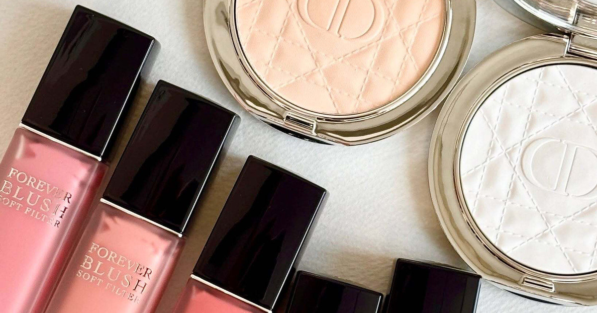 ディオールの7月発売フェイスパウダーとホイップチークをスウォッチ