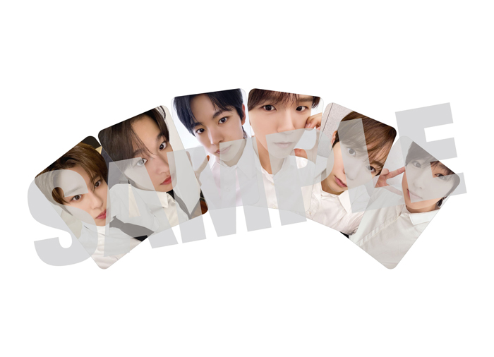 4種セット》【韓国盤】Steady (Photobook Ver.2種/Keyring Ver./QR Ver