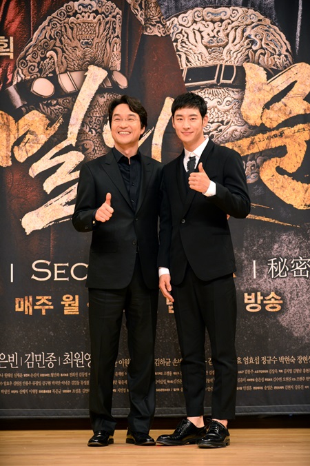 秘密の扉」ハン・ソッキュ、「ジェフンくんとまた再会ができて本当に