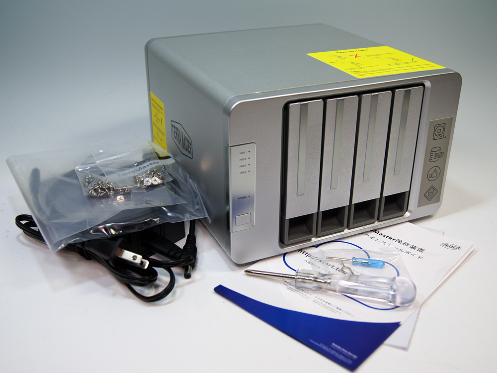 TerraMaster F4-210 4ベイNAS RAID対応 シルバー TerraMaster F4-210 4