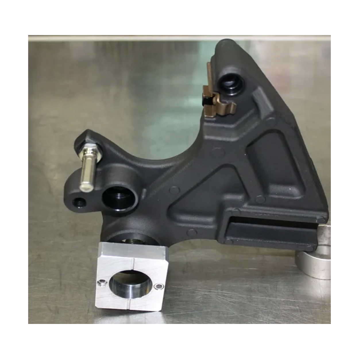 KAWASAKI ZX10 11'+ CAPTIVE CALIPER KITS – iOneMoto