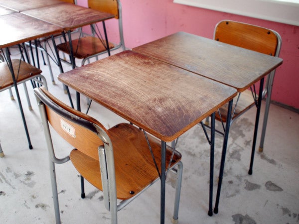 小学校の机の天板×鉄脚で？！ | 浅草橋駅徒歩2分のハンドメイド