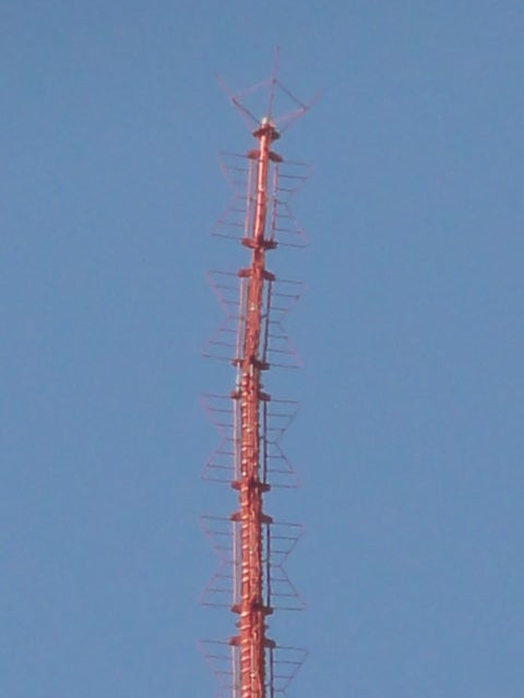 東京タワー333メートルのてっぺんが、丸から四角になったよ～という