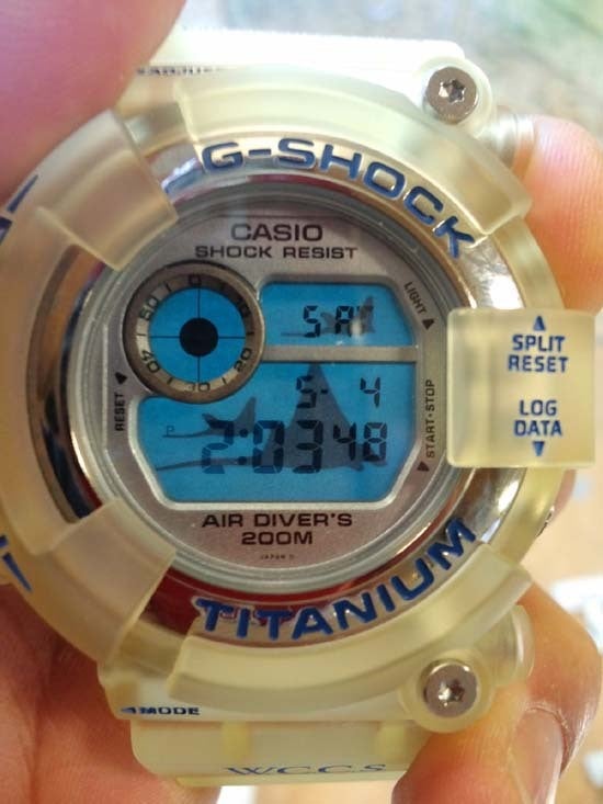 マンタが浮き出るG-SHOCKはWCCS のフロッグマンの電池交換完了