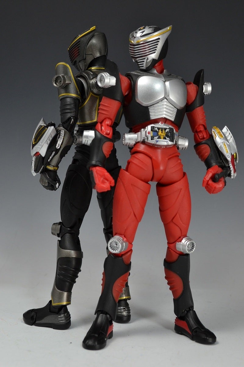 S.H.Figuarts 仮面ライダーリュウガ レビュー | @in's Hobby Room