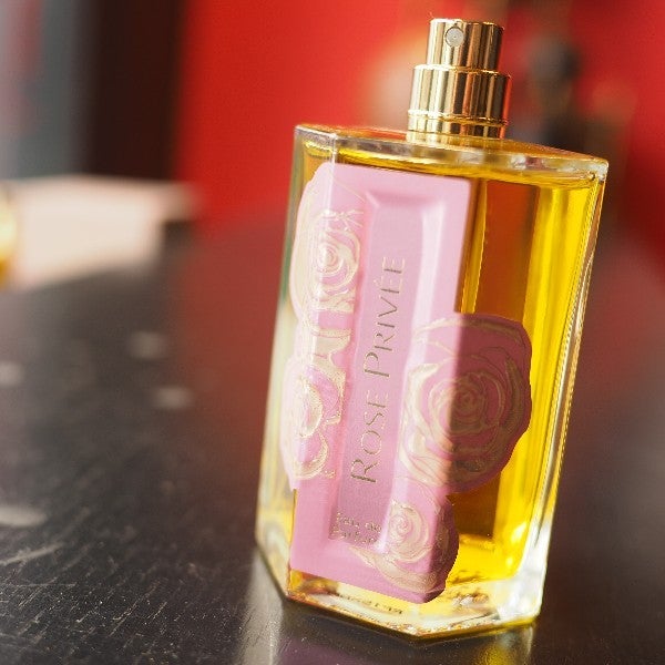 美月星夜の香水物語～第21夜・ローズ プリヴェ | 熱帯性恋気圧 by 美月