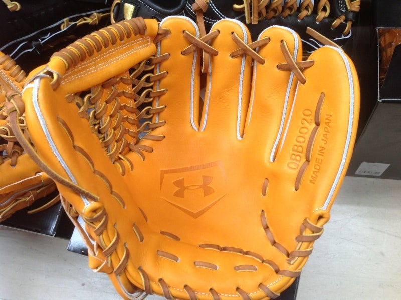 ついに入荷！アンダーアーマー内野手用グラブ（松田モデル） | ベース