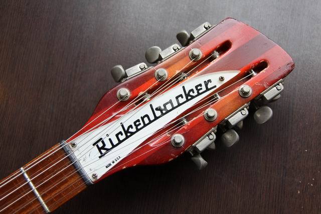 Rickenbacker リッケンバッカーネームプレート 修理 | Atelier KEITH BLOG