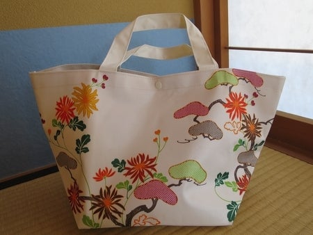 婦人画報3月号の付録 志ま亀の手土産トートバッグ / 志ま亀のふくら雀