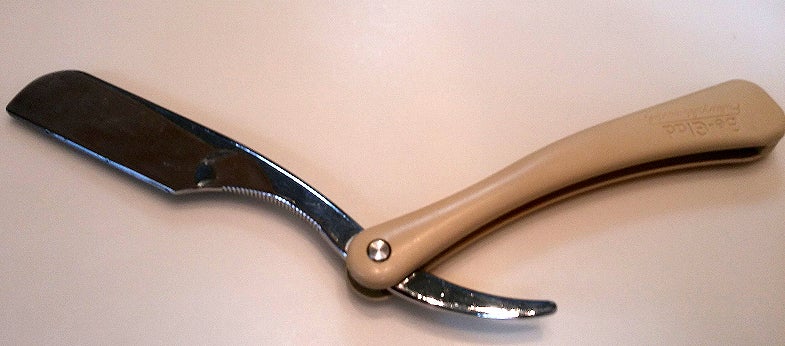 私が使用するカミソリの話 その2 | ヘアーサロン カワノ&シェービング